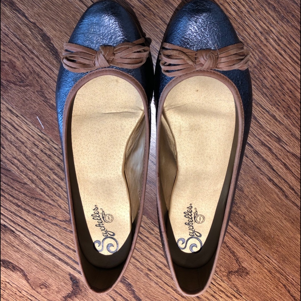 Seychelles Flats